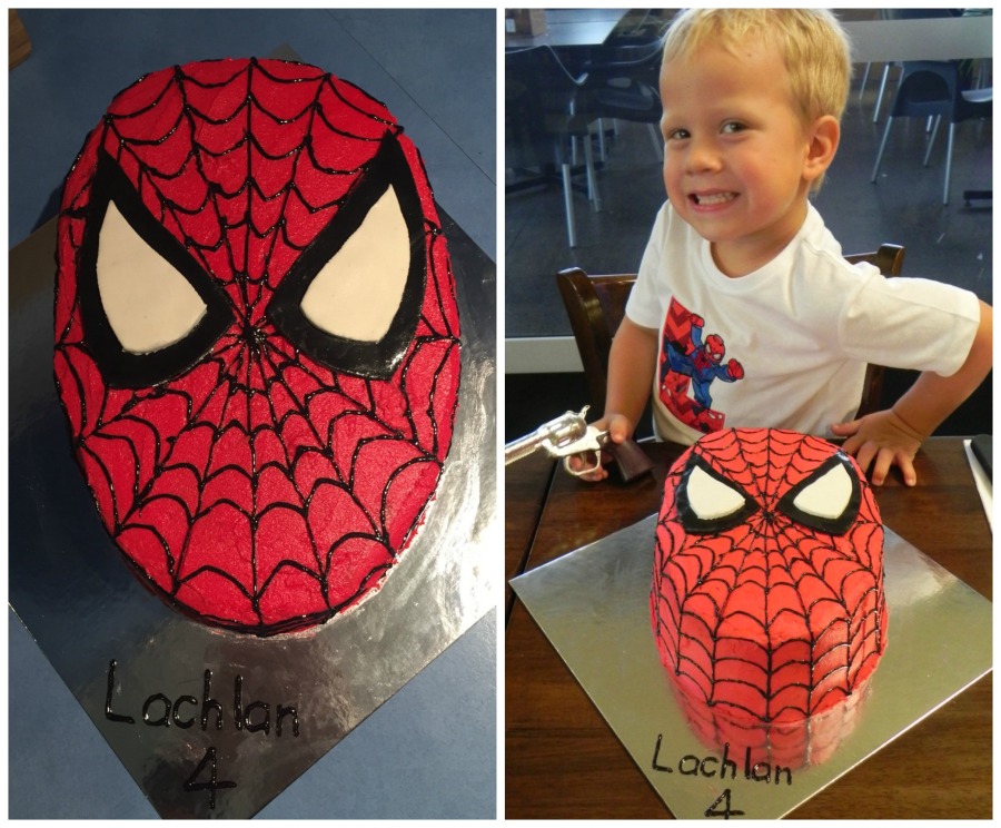 spiderman-cake-complete